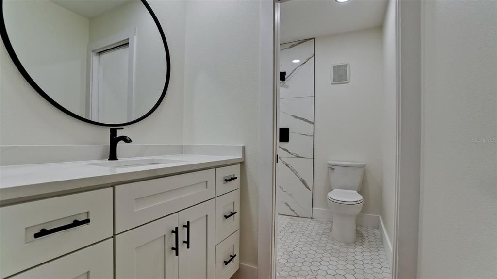 Active With Contract: $275,000 (2 beds, 2 baths, 1218 Square Feet)