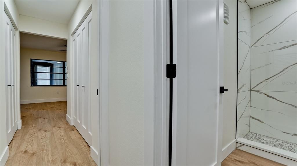 Active With Contract: $275,000 (2 beds, 2 baths, 1218 Square Feet)