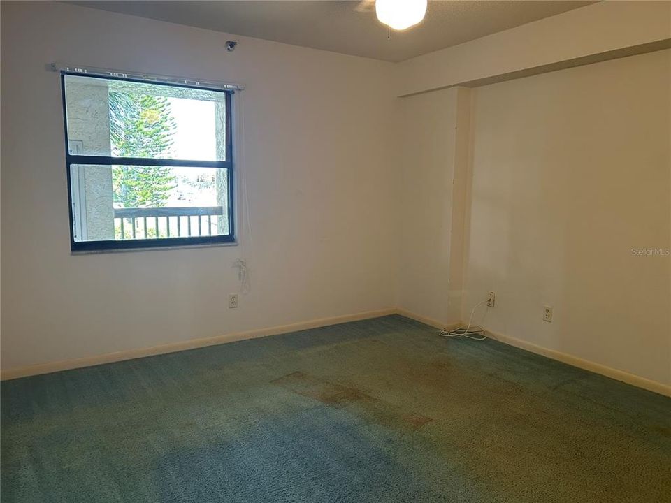 Activo con contrato: $159,900 (2 camas, 2 baños, 1380 Pies cuadrados)