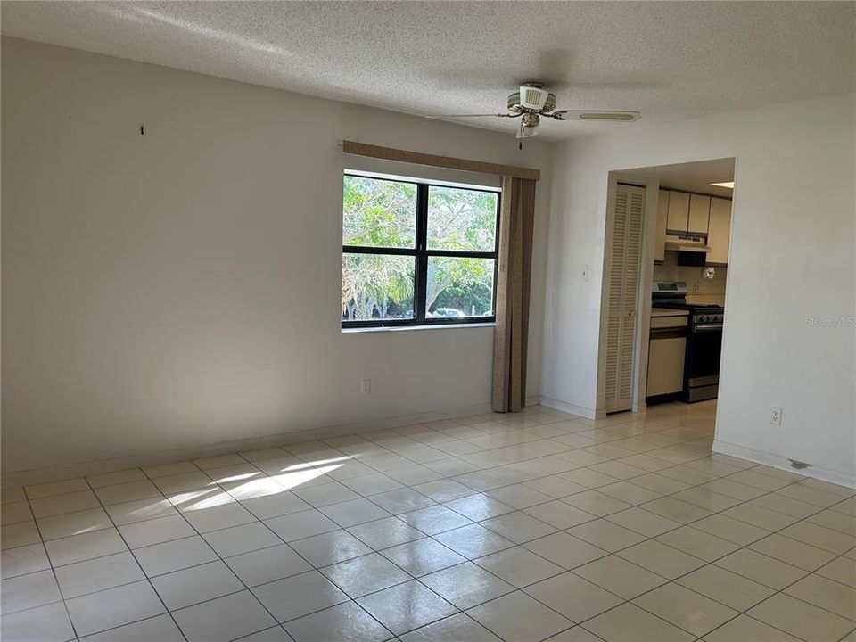 Activo con contrato: $159,900 (2 camas, 2 baños, 1380 Pies cuadrados)