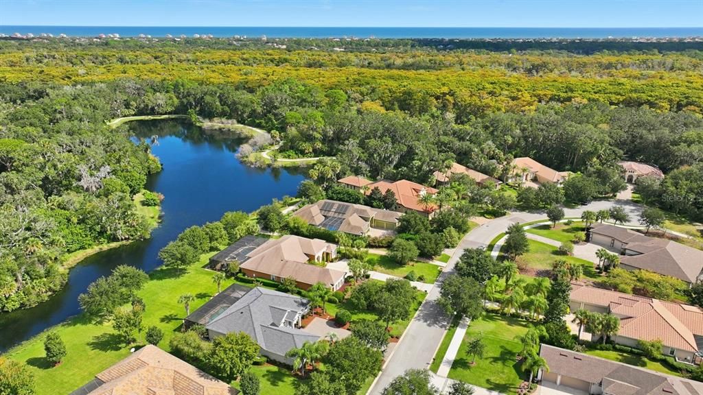 En Venta: $899,000 (4 camas, 3 baños, 2407 Pies cuadrados)