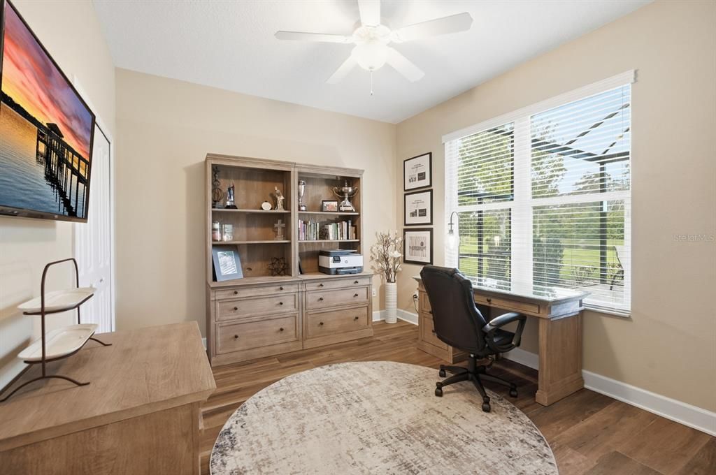 En Venta: $899,000 (4 camas, 3 baños, 2407 Pies cuadrados)