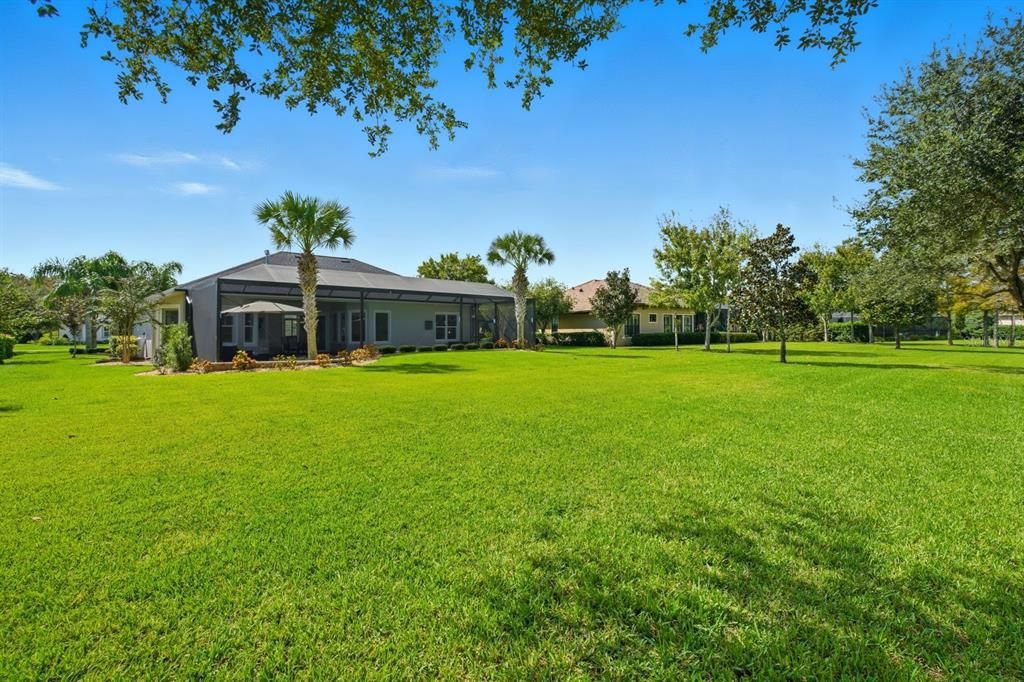 En Venta: $899,000 (4 camas, 3 baños, 2407 Pies cuadrados)