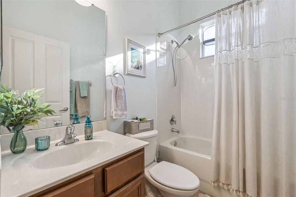 待售: $429,900 (4 贝兹, 3 浴室, 2386 平方英尺)