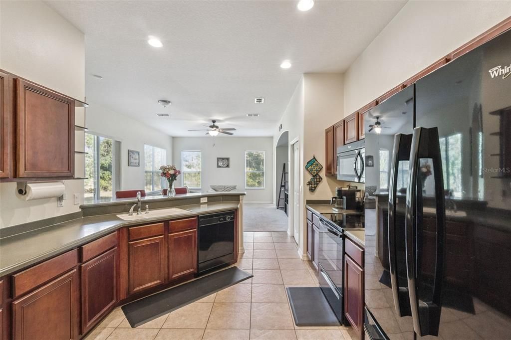 待售: $429,900 (4 贝兹, 3 浴室, 2386 平方英尺)