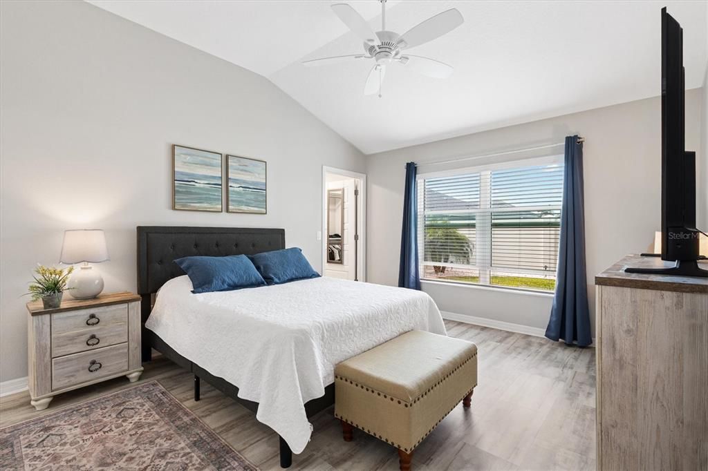 For Sale: $439,000 (3 beds, 2 baths, 1569 Square Feet)