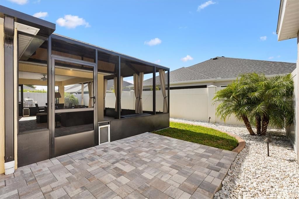 For Sale: $439,000 (3 beds, 2 baths, 1569 Square Feet)