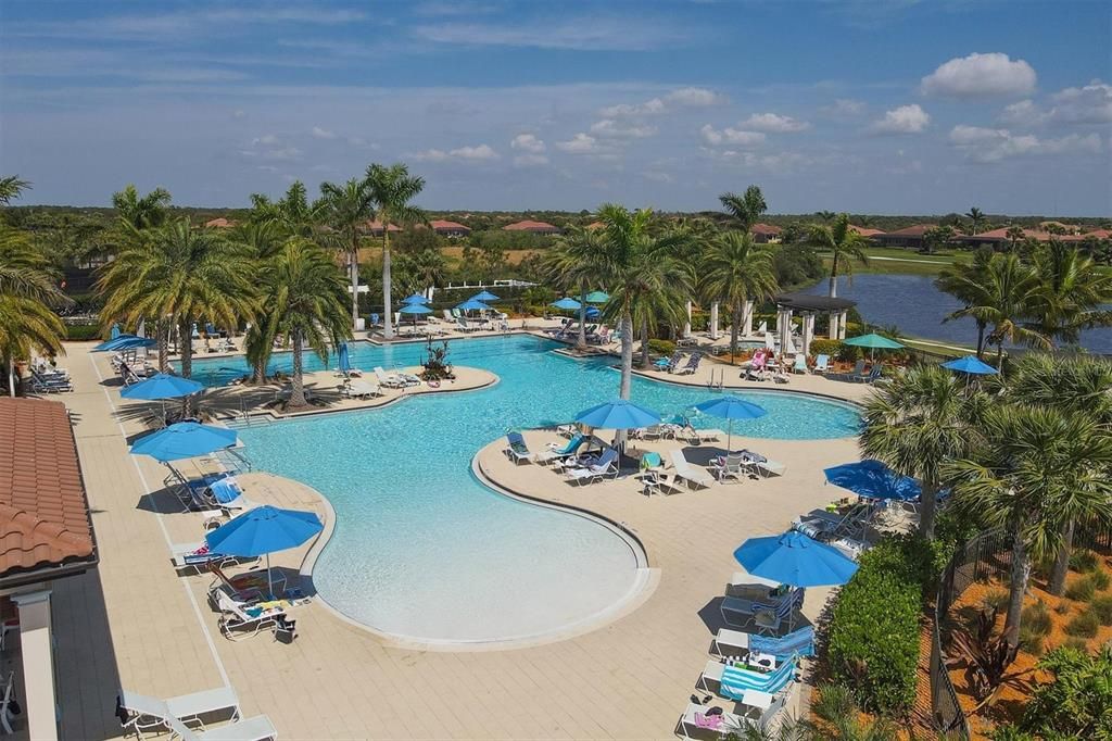 For Sale: $413,000 (2 beds, 2 baths, 1581 Square Feet)