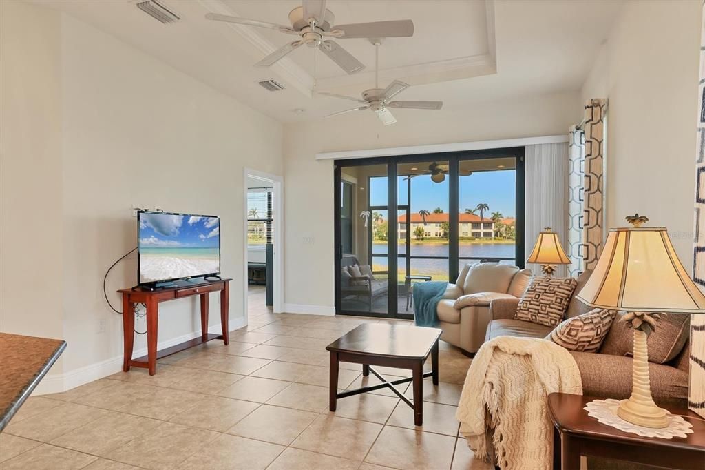 For Sale: $413,000 (2 beds, 2 baths, 1581 Square Feet)