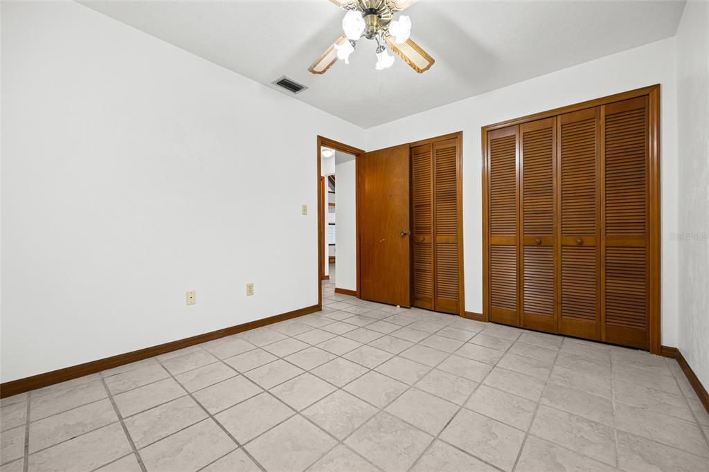 Active With Contract: $270,000 (3 beds, 2 baths, 1340 Square Feet)