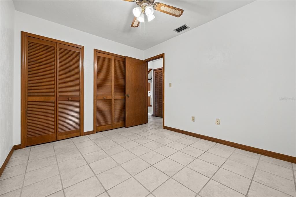 Active With Contract: $270,000 (3 beds, 2 baths, 1340 Square Feet)