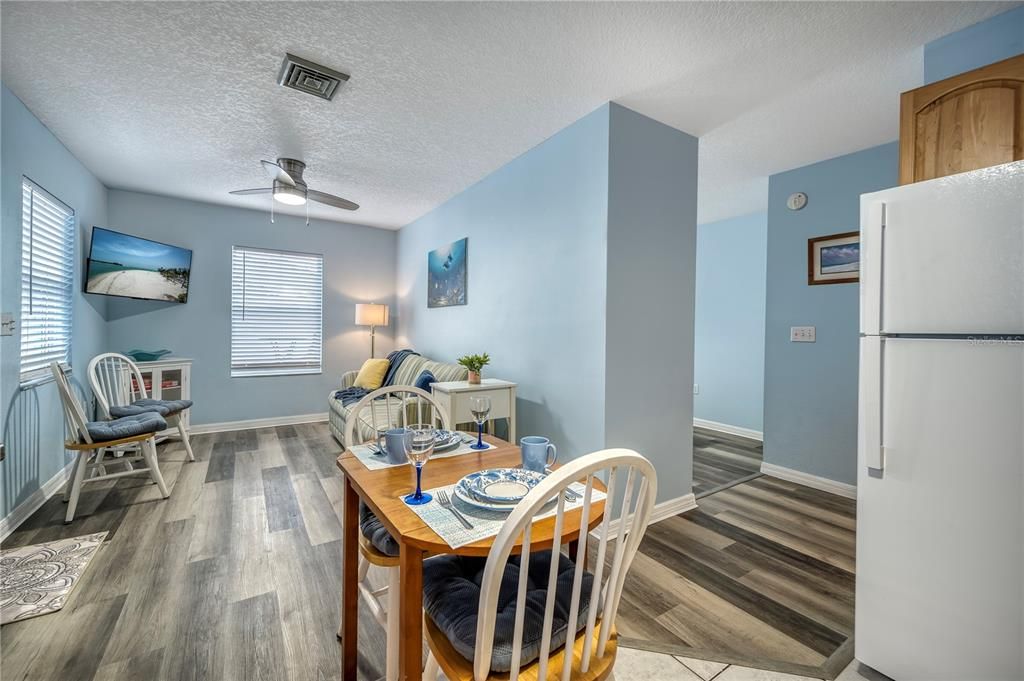 Active With Contract: $699,999 (4 beds, 0 baths, 1884 Square Feet)