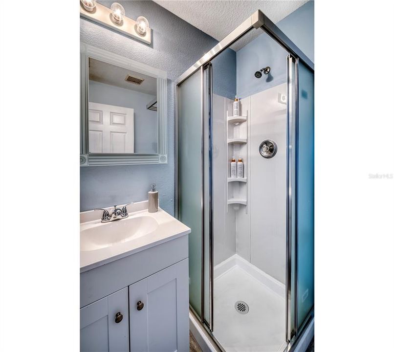 Active With Contract: $699,999 (4 beds, 0 baths, 1884 Square Feet)