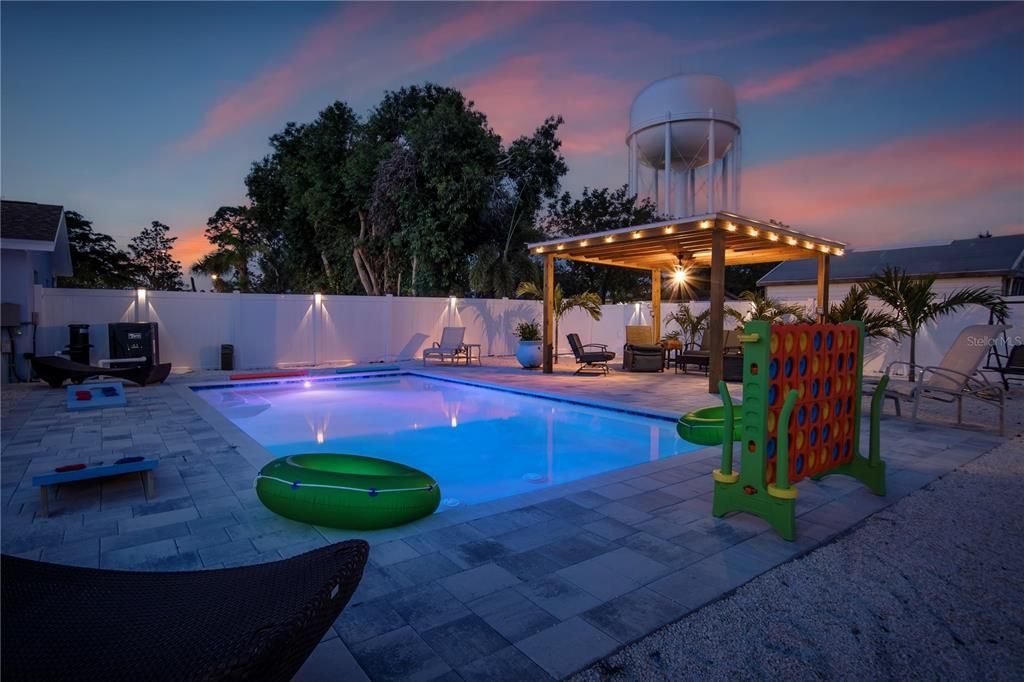 Active With Contract: $699,999 (4 beds, 0 baths, 1884 Square Feet)