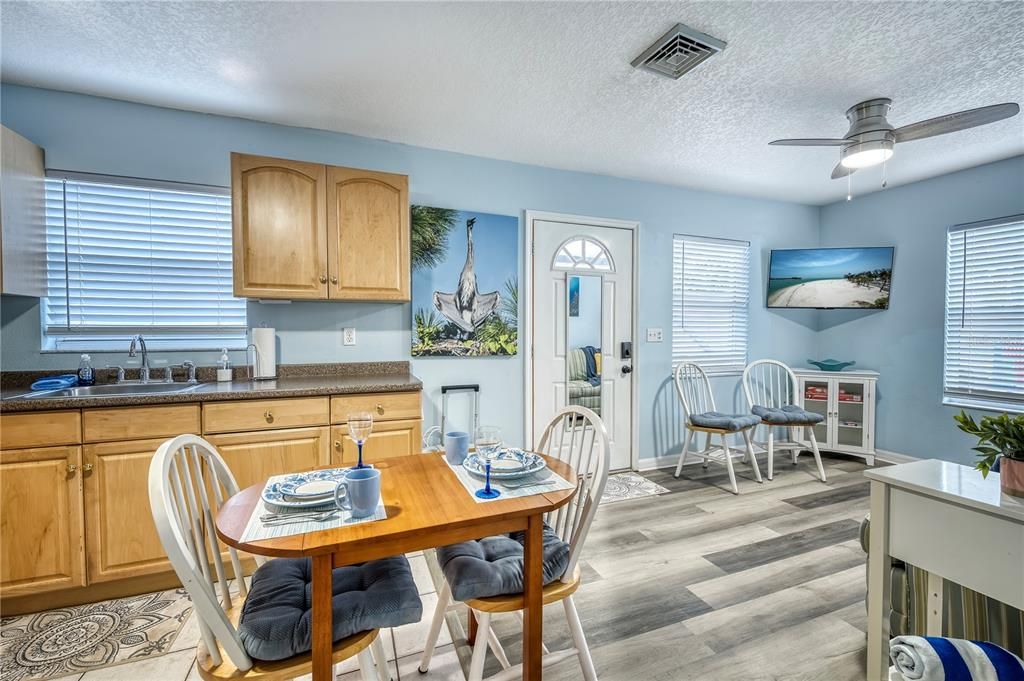 Active With Contract: $699,999 (4 beds, 0 baths, 1884 Square Feet)