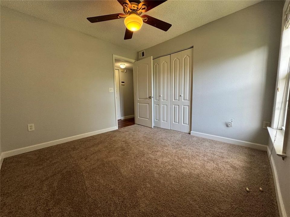For Sale: $165,000 (2 beds, 2 baths, 993 Square Feet)