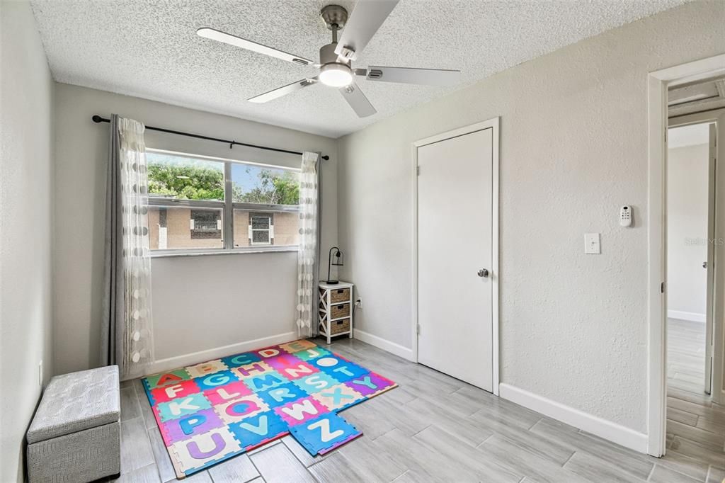 En Venta: $270,000 (3 camas, 2 baños, 1119 Pies cuadrados)