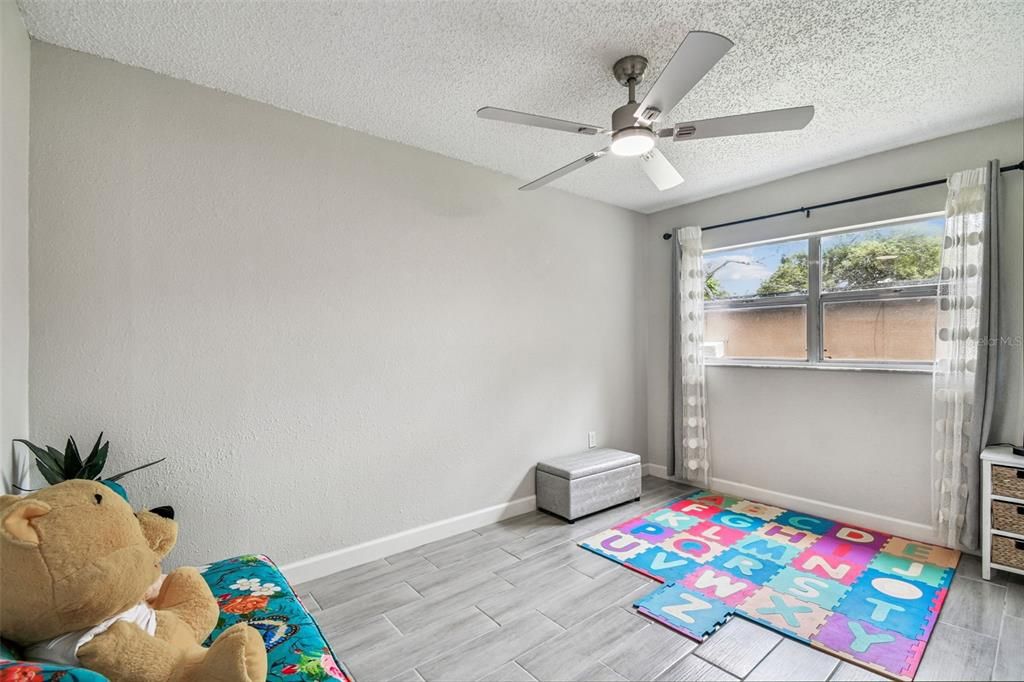 En Venta: $270,000 (3 camas, 2 baños, 1119 Pies cuadrados)