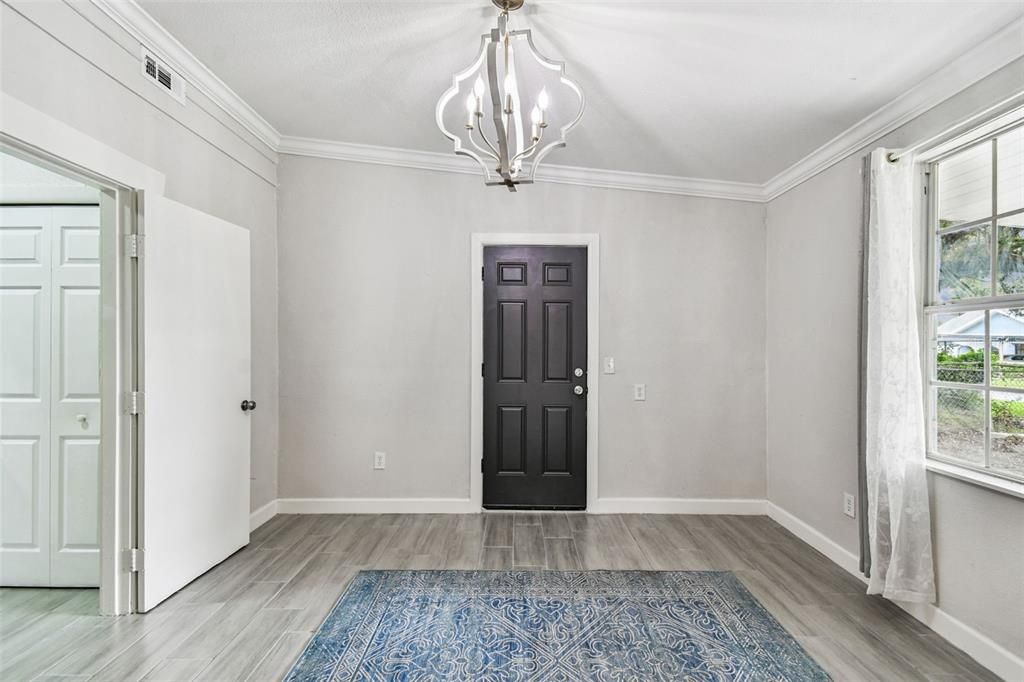 En Venta: $270,000 (3 camas, 2 baños, 1119 Pies cuadrados)