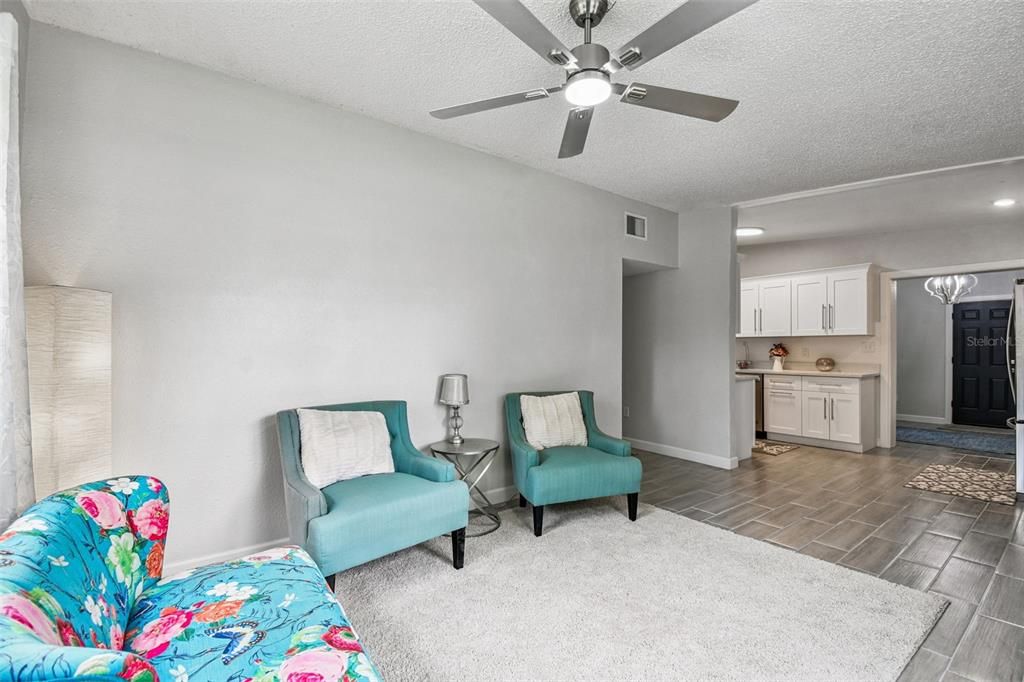 En Venta: $270,000 (3 camas, 2 baños, 1119 Pies cuadrados)