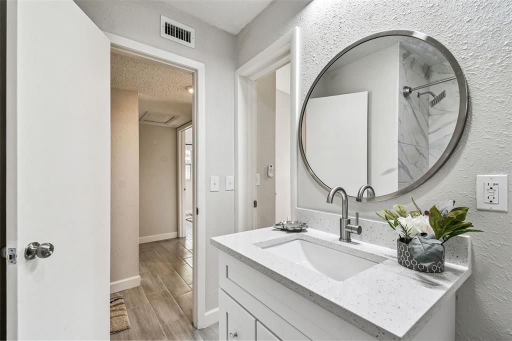 En Venta: $270,000 (3 camas, 2 baños, 1119 Pies cuadrados)