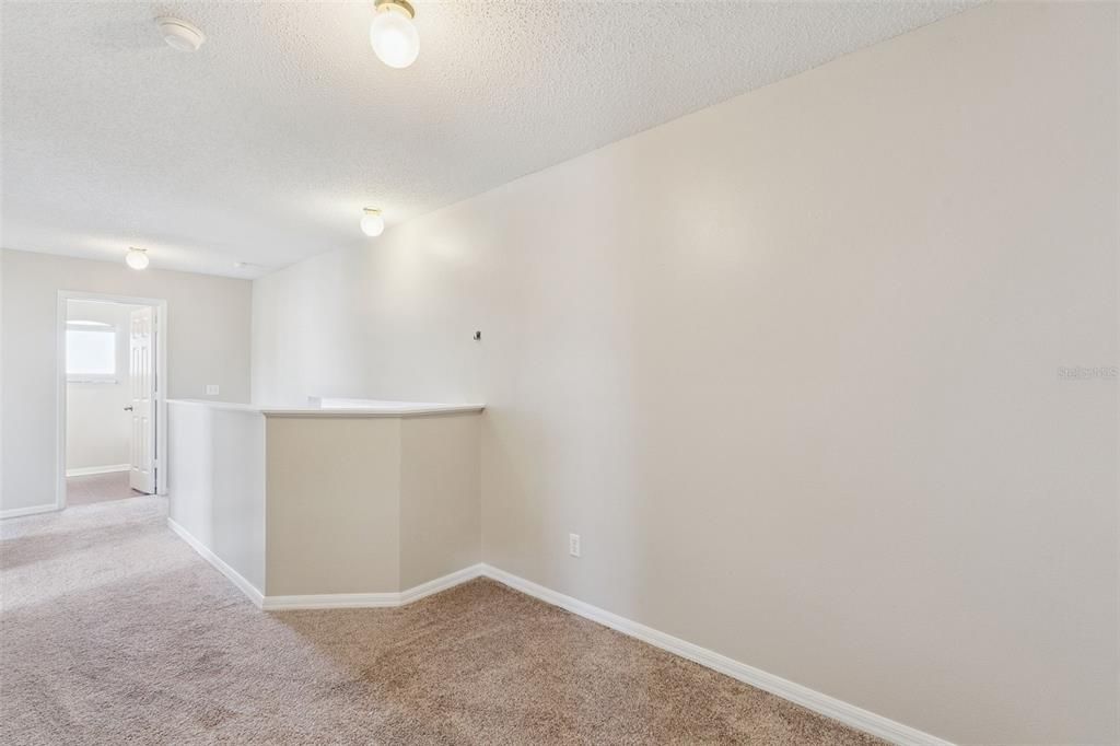 Activo con contrato: $2,695 (5 camas, 4 baños, 2322 Pies cuadrados)