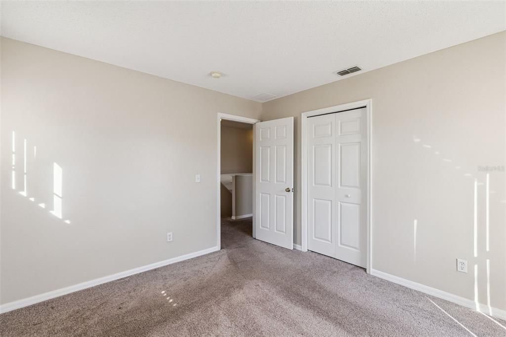 Activo con contrato: $2,695 (5 camas, 4 baños, 2322 Pies cuadrados)