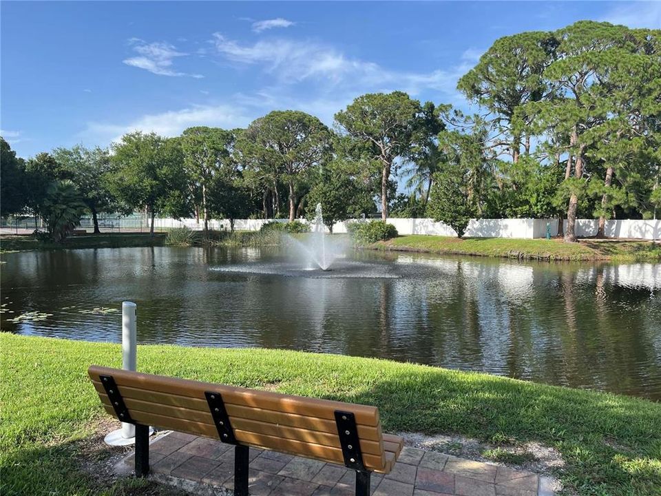 For Rent: $1,500 (1 beds, 1 baths, 714 Square Feet)