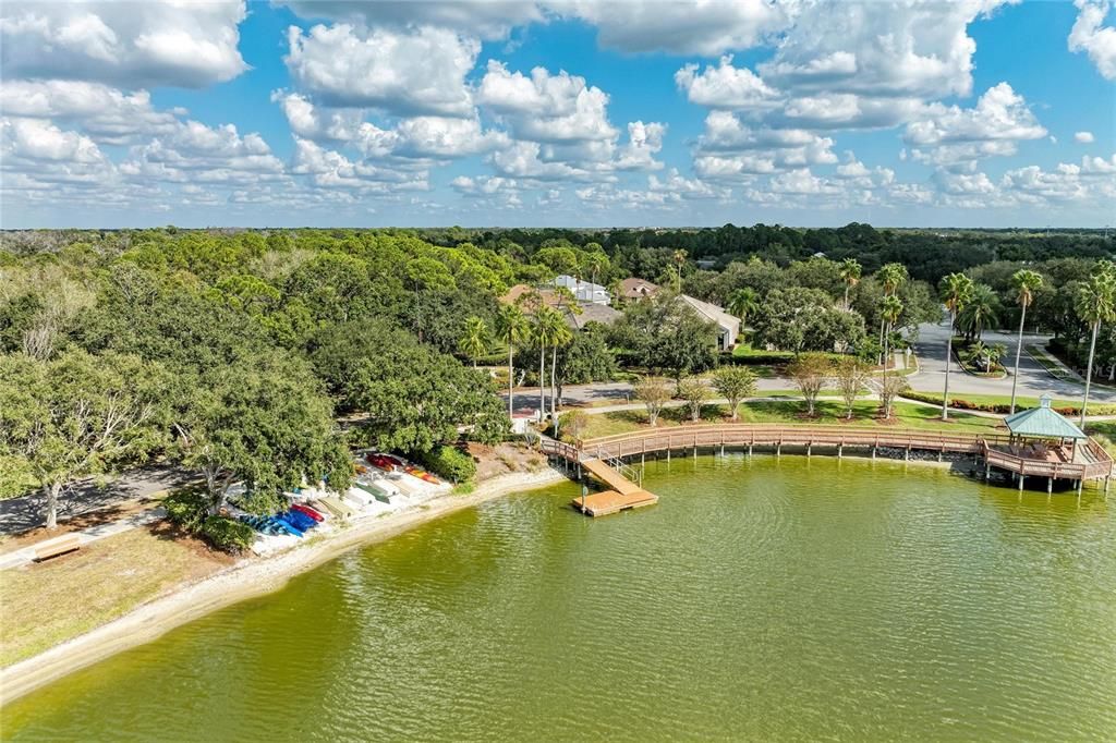 Под контрактом: $580,000 (3 спален, 2 ванн, 2410 Квадратных фут)