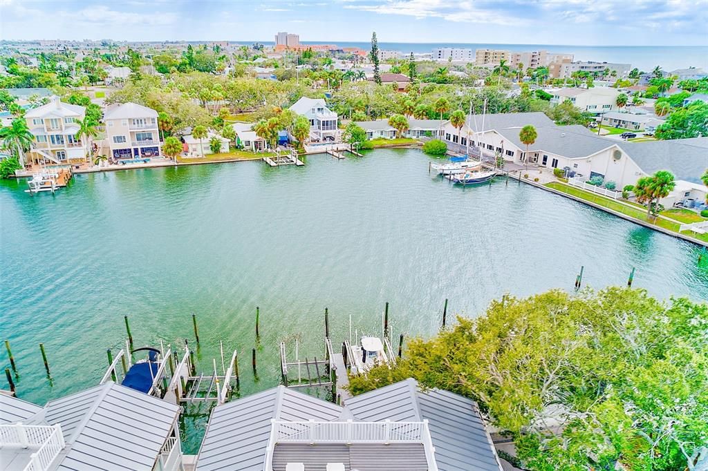 出租: $4,950 (3 贝兹, 3 浴室, 2080 平方英尺)