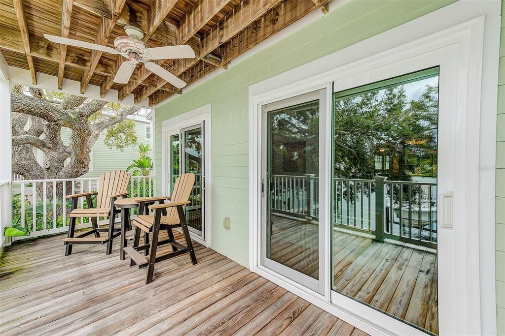 出租: $4,950 (3 贝兹, 3 浴室, 2080 平方英尺)