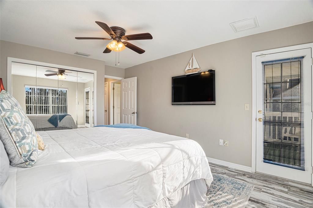 待售: $825,000 (5 贝兹, 4 浴室, 3526 平方英尺)