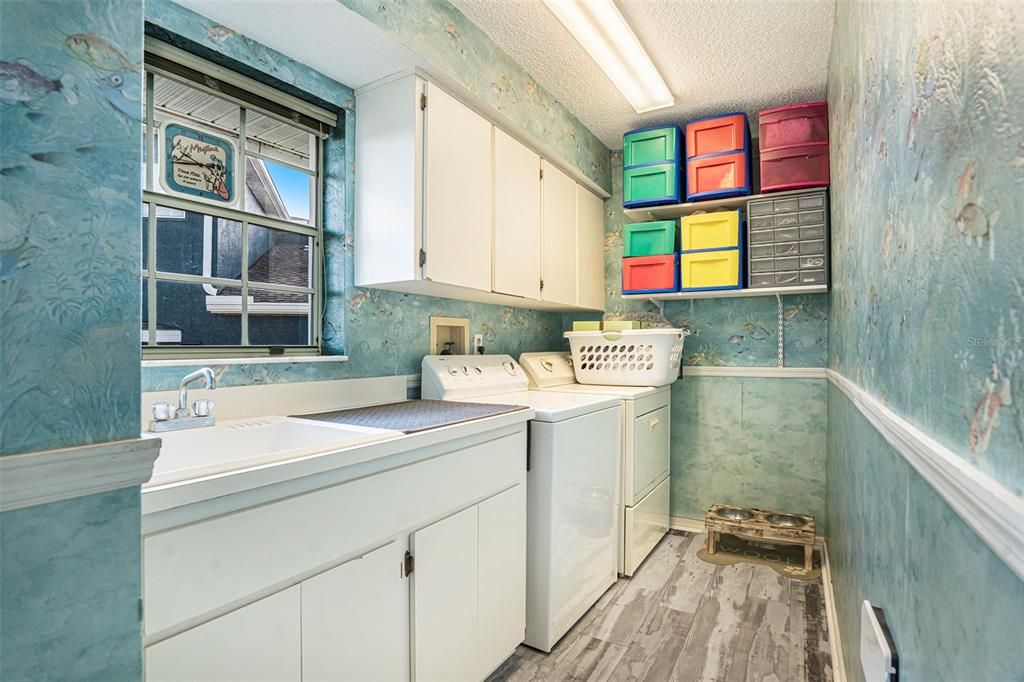 待售: $825,000 (5 贝兹, 4 浴室, 3526 平方英尺)