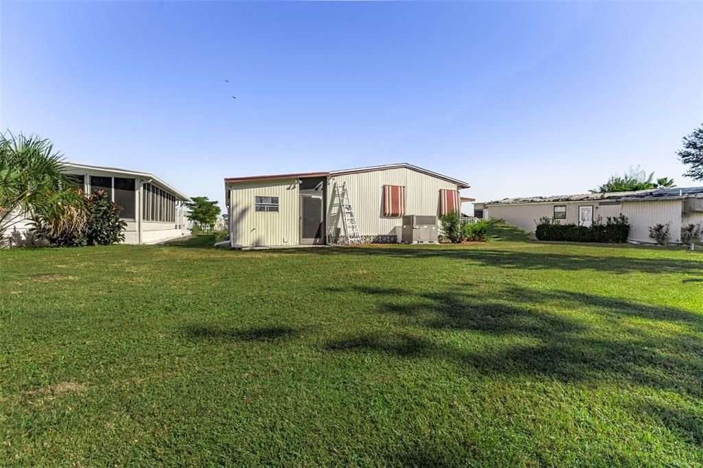 For Sale: $169,900 (2 beds, 2 baths, 1053 Square Feet)