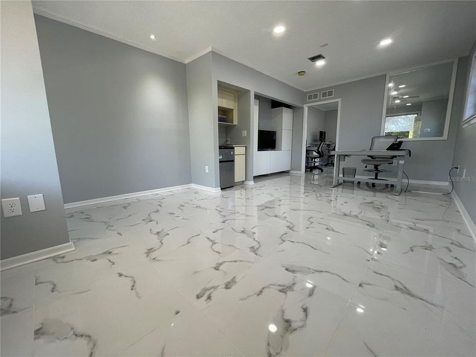 На продажу: $12,600 (0 спален, 0 ванн, 520 Квадратных фут)