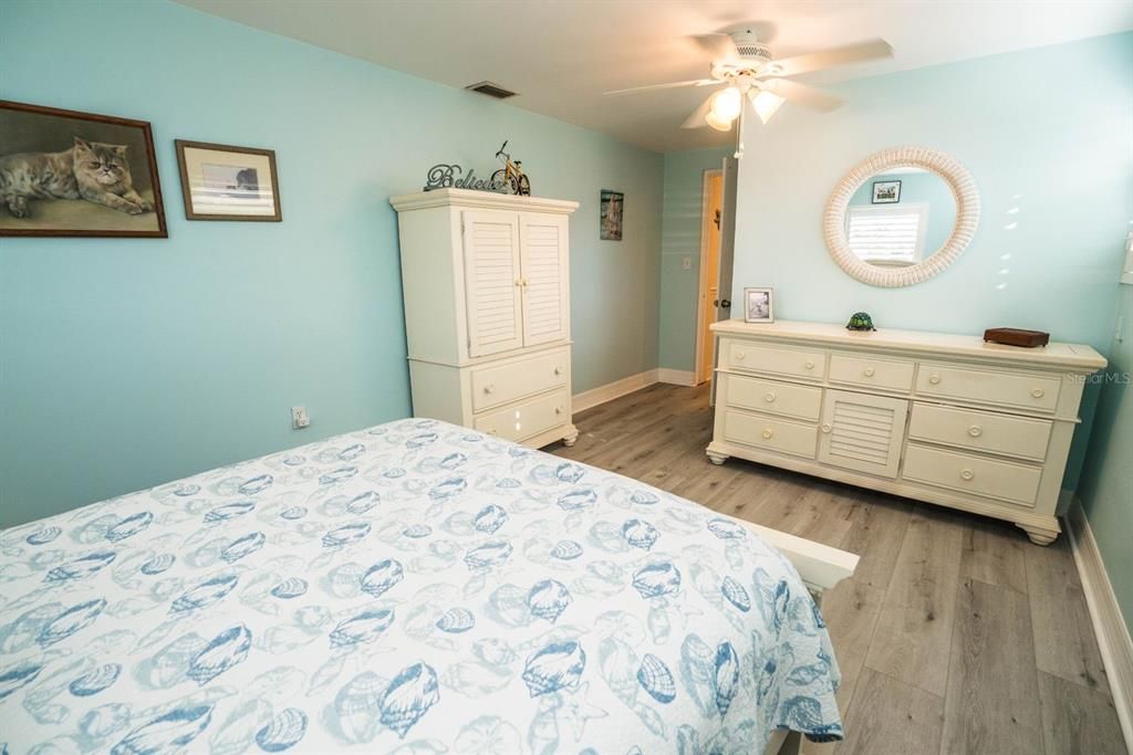 待售: $569,000 (3 贝兹, 2 浴室, 1629 平方英尺)