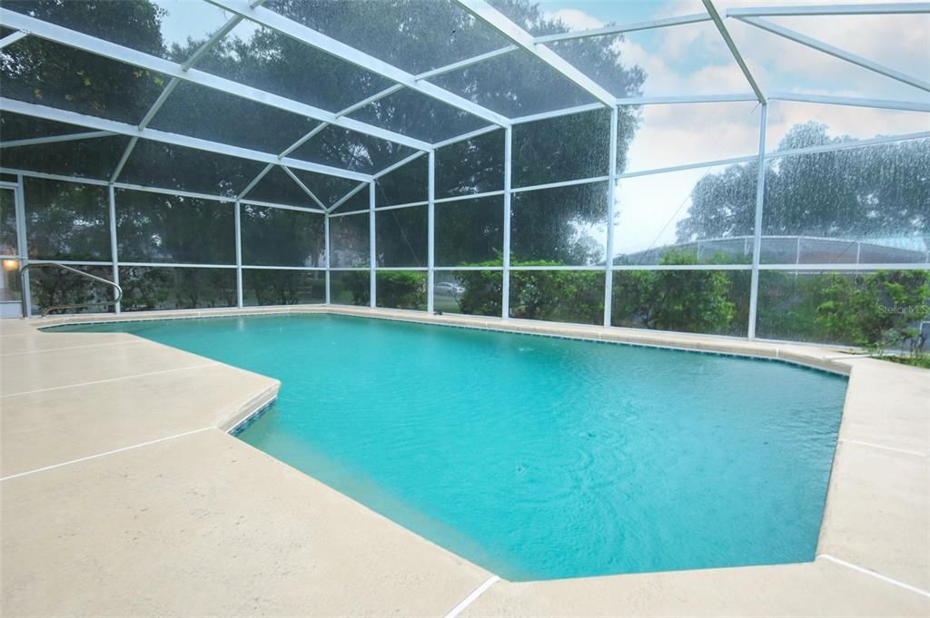 Active With Contract: $299,900 (3 beds, 2 baths, 1540 Square Feet)