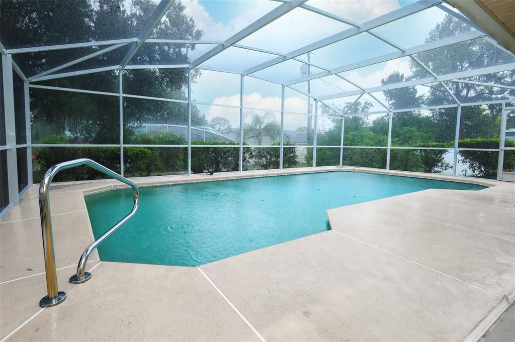 Active With Contract: $299,900 (3 beds, 2 baths, 1540 Square Feet)