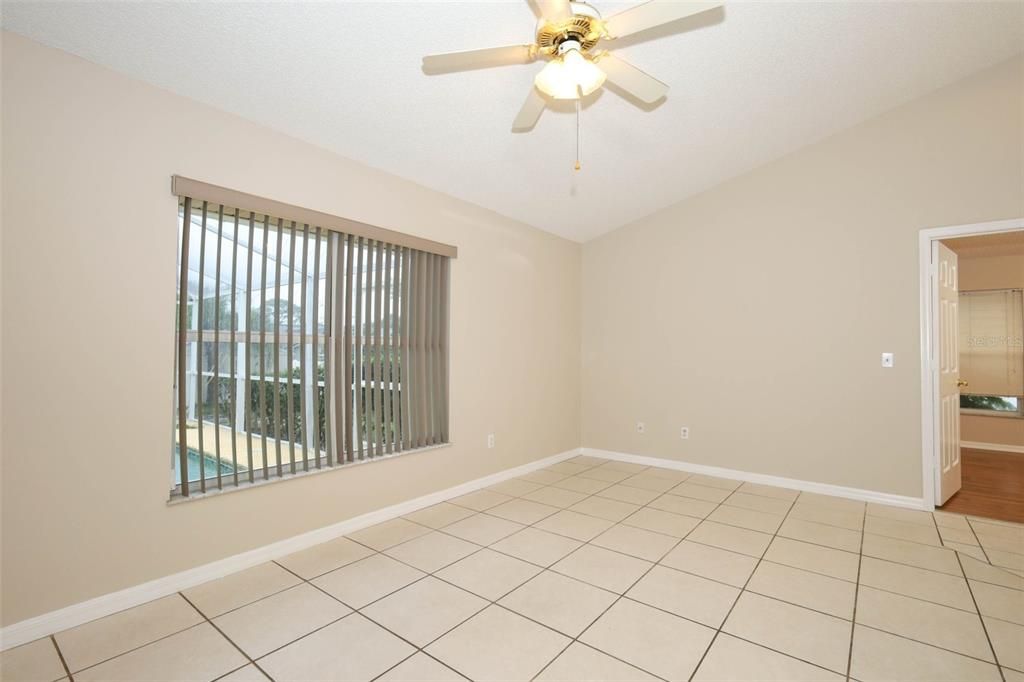 Active With Contract: $299,900 (3 beds, 2 baths, 1540 Square Feet)