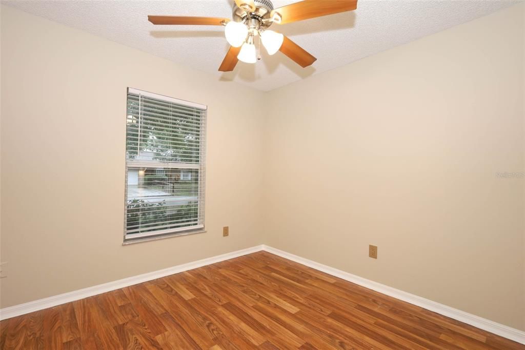 Active With Contract: $299,900 (3 beds, 2 baths, 1540 Square Feet)