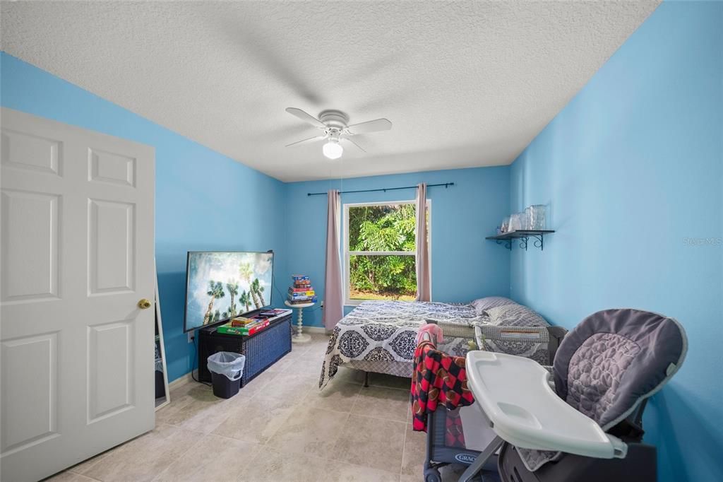 For Sale: $489,000 (4 beds, 2 baths, 1964 Square Feet)