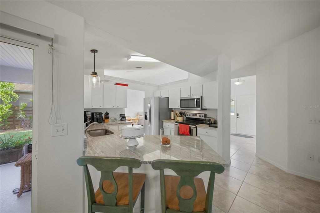 For Sale: $489,000 (4 beds, 2 baths, 1964 Square Feet)