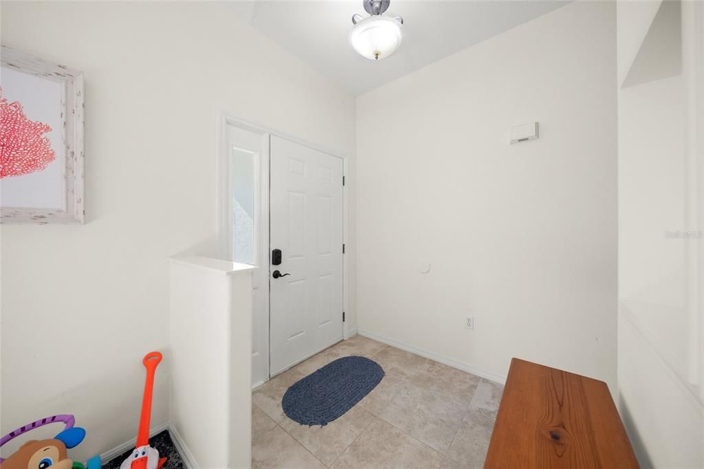 For Sale: $489,000 (4 beds, 2 baths, 1964 Square Feet)