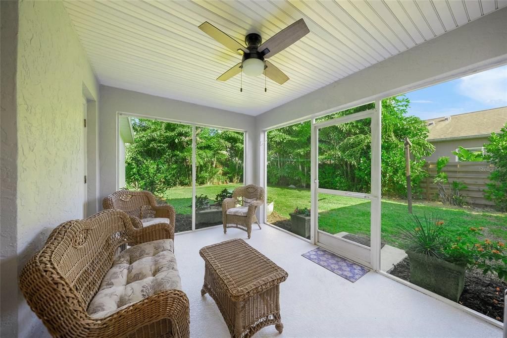 For Sale: $489,000 (4 beds, 2 baths, 1964 Square Feet)