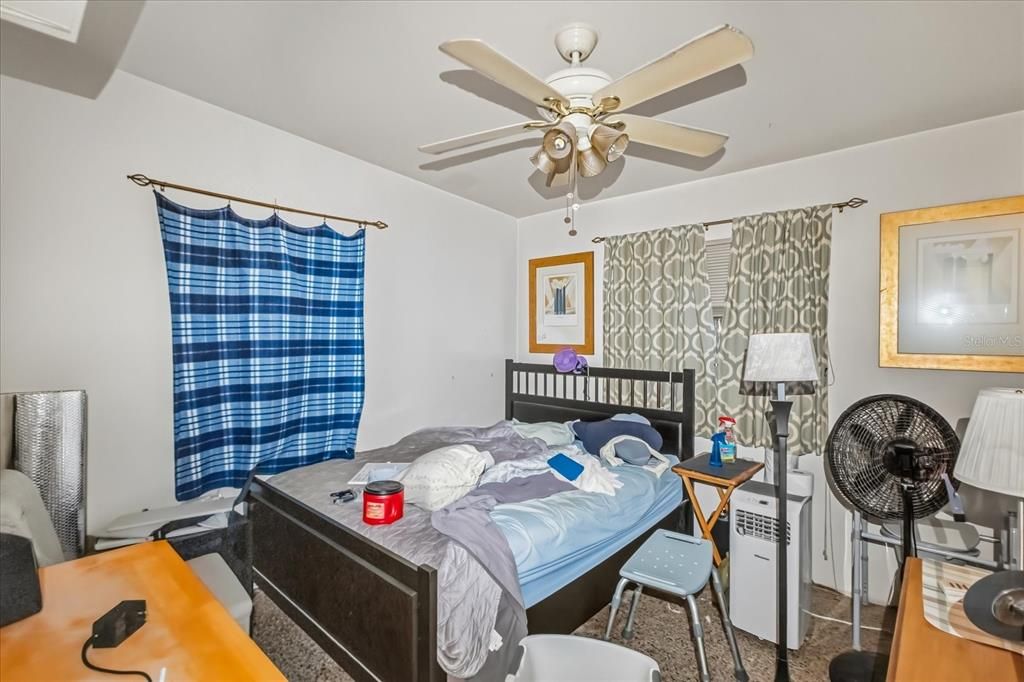 Active With Contract: $240,000 (2 beds, 2 baths, 1056 Square Feet)