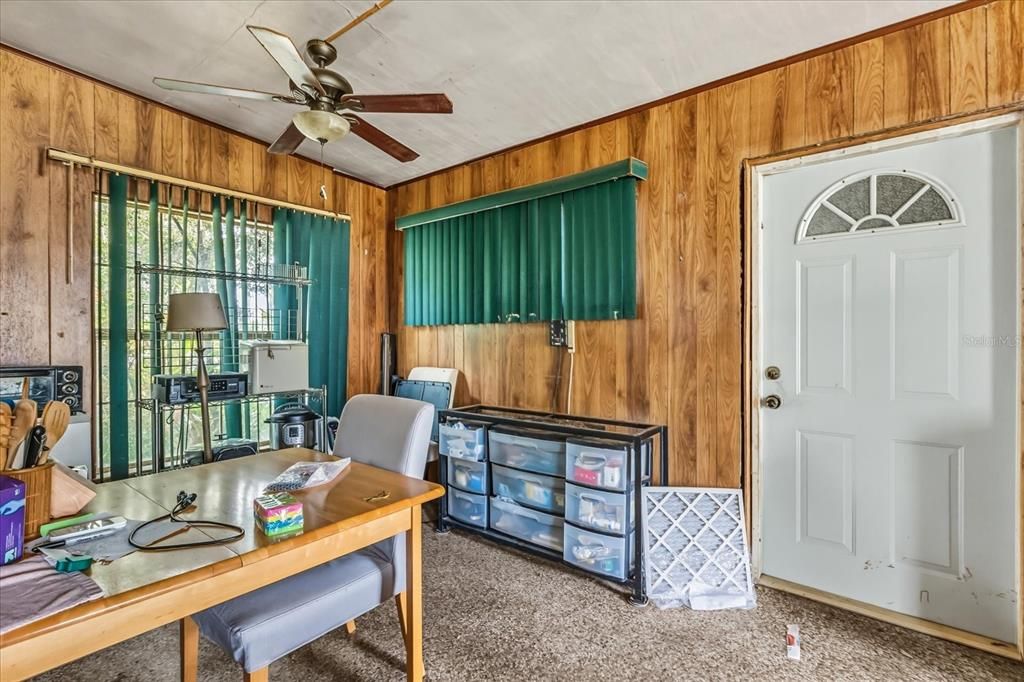 Active With Contract: $240,000 (2 beds, 2 baths, 1056 Square Feet)