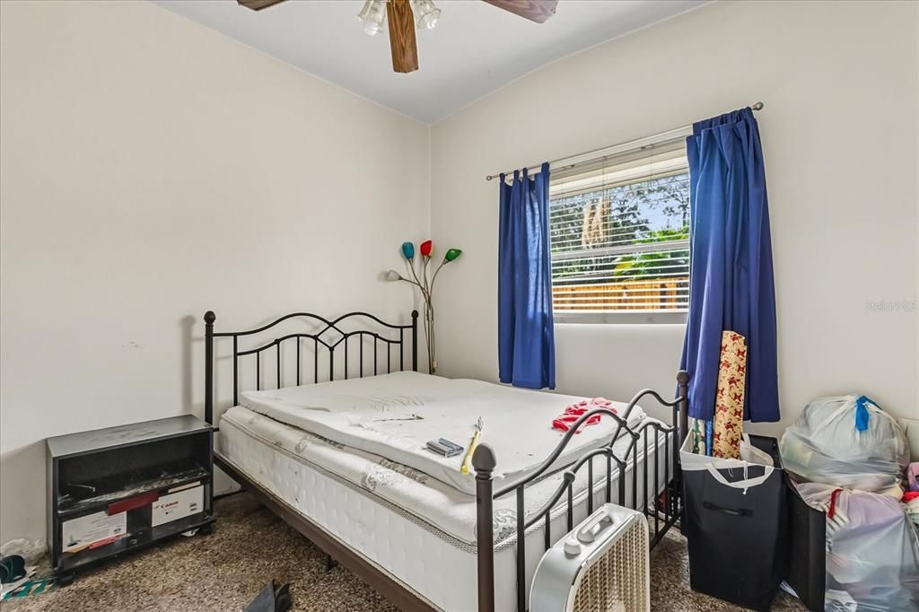 Active With Contract: $240,000 (2 beds, 2 baths, 1056 Square Feet)