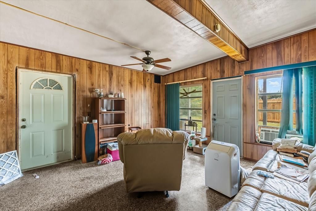 Active With Contract: $240,000 (2 beds, 2 baths, 1056 Square Feet)