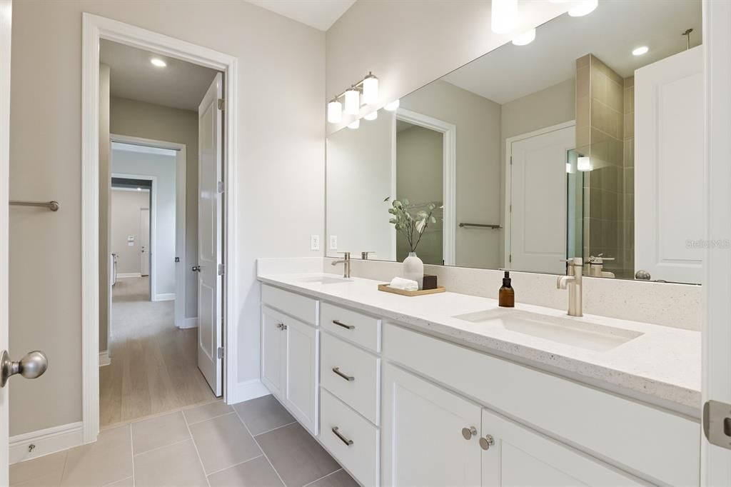 For Sale: $469,990 (3 beds, 2 baths, 2038 Square Feet)