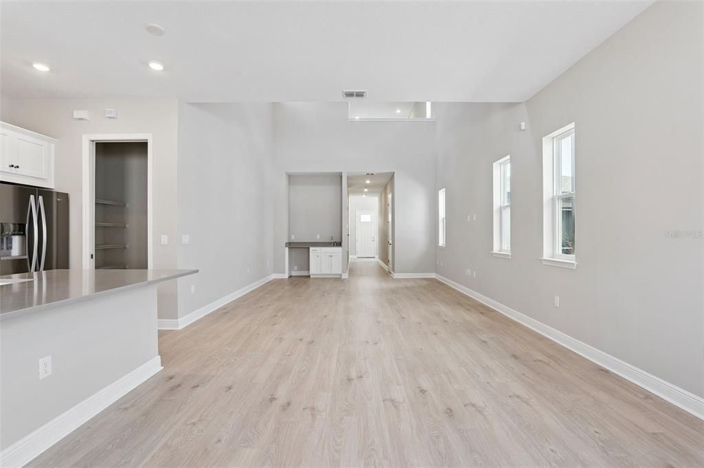 For Sale: $469,990 (3 beds, 2 baths, 2038 Square Feet)